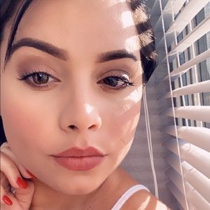 Meet your Posher, Eli